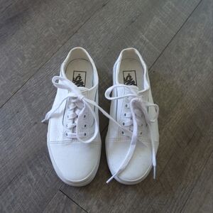 VANS💥New💥White Canvas w/ White Leather